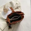 Torby wieczorowe Sprzedaj prostą małą skórzaną torbę z skóry PU dla kobiet 2023 Projektantka moda Luksusowa torebka czarne ramię 230908
