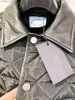 Parkas pour femmes 2022 Automne et hiver Nouvelle mode Vestes pour hommes de haute qualité en forme d'argyle conception de couture vêtements rembourrés de coton noir design à simple boutonnage haut de