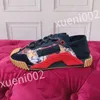 2023 bezerro casual sapatos esportivos homens mulheres plataforma de couro tendência moda treinadores preto branco tênis casual andando tamanho 35-41 hc220703