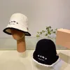 نسخة عالية mi u hat hat الإناث عرض الوجه الخريف والشتاء الكورية النسخة متعددة الاستخدامات الوجه الوجه الظلال قبعة دلو