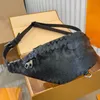 Klassisk blomsternät Upptäckt Bumbag midja väskor Kvinnor Män läder Korta Body Plånbok Dragkedja Stängning Plush Ladies Chest Pack Axelväska handväska