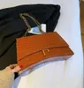 Basit zincir çantası düz renkli kum saati çantaları batı tarzı omuz çantası büyük ve küçük boyutlarda timsah desen crossbody çantaları