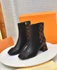 Martin Boots Designer Stivaletti casual da donna Stivaletti corti in vera pelle Stampa con lacci Versatili stivali moda impermeabili con suola spessa