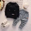 Ensembles de vêtements Vêtements pour enfants 2023 Automne Garçons Pull à manches longues à col rond 1 2 3 4 5 ans Bébé Big Bag T-shirts et pantalons PCS 230909