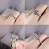 Bagues de cluster Gem's Ballet Moissanite Engagement 925 Sterling Argent 0 5Ct VVS1 Bague en diamant pour femmes Bijoux de mariage208a