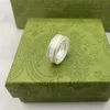 Män kvinnor designer ringar mode keramik älskar ring engagemang för kvinnor med bi ädelsten mönster klassiska par ringar lyx JE316B