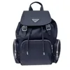Nylon ryggsäck stor kapacitet resväska män handväska mode sträng vanlig triangel dekoration intern blixtlås framficka hög qu224x