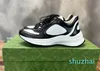 Run Sneaker Designer Men Kvinnor Leisure Sportskor Fashion Gummiläder Högkvalitativ utomhus Casual Shoes Rhyton Sneaker Storlek