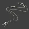 Nuevo diseño de acero de titanio ahueca hacia fuera el color del esmalte V-letra mujeres pendiente collar conjunto joyería de diseñador LVB030