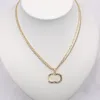 2023 Nouveau collier pendentif de créateur déesse sexy collier exclusif en forme de C collier de créateur en acier inoxydable