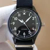 Iw iwc v Pilotfabrik Mark xviii aaaaa en kvalitetsklocka mm mens automatisk mekanisk rörelse med presentförpackning läder band xiii utomatic