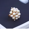 Élégant blanc perle cristal fleur femmes bague bijoux accessoires de luxe coréen Zircon fiançailles anneaux ouverts cadeau de fête en gros YMR020