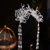 Bröllopshårsmycken 2023 Fashion Beaded Butterfly Clip for Women Tassel Crystal Bands Accessories Bridal Tiara Headdress 230909
