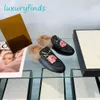 Diapositives doublées de fourrure Mules Femmes Pantoufles Chaussures Mocassins 100% Cuir véritable Luxe Taille 34-42 Designer Top qualité Shearling-Lined Princetown Classics chaussures habillées Mode