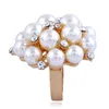 Élégant blanc perle cristal fleur femmes bague bijoux accessoires de luxe coréen Zircon fiançailles anneaux ouverts cadeau de fête en gros YMR020