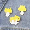 20 pcs / lot plantes série champignon modèle broches dessin animé chat alliage sac chapeau badge unisexe sac à dos vêtements peinture épinglette bijoux A247u