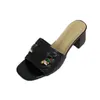 Scarpe da donna classiche di design Pantofole da donna in pelle di vacchetta Tacchi spessi Scarpe da donna in metallo da spiaggia Sandali Lazy Baotou Perle Scarpe col tacco alto Taglia grande 34-42 us4-us11