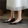 Chaussures habillées Chaussures à talons hauts en soie de qualité supérieure pour femmes, chaussures de mariage pointues avec diamant d'eau et boucle carrée pour dames