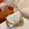 Torby wieczorowe Kreatywne torby Kobiety luksusowe torebki na ramię designerka skórzana crossbody żeńskie torebki z szpilką i łańcuchem wisior2203072074