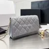 Torba designerska kanału mini torebka WOC Złota kulka Kobiet Flap Kołd kawiorowy cielę skórzany łańcuch krzyżowy torebki torebki z kratą Diamentowe worki na ramię