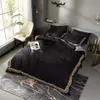 Set di biancheria da letto di design king size casual 4 pezzi Copripiumino in morbido cotone stampato con lettera Copripiumino di lusso queen con Pi226s