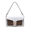 2024 Womens Bag Tabby Wine God One Shoulder Crossbody Handhållen kuvert Underarm Tryckt Small Square Store Online