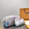 Kaliteli Kozmetik Çantalar Tasarımcı Seyahat Tuvalet Çantası Kadın Yıkama Çanta 2pcs Set büyük kapasiteli makyaj
