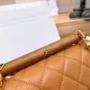 Femmes Luxury Brand Channell Sac Handle en bois Portage de poteau sac à main Small Sac Chain Crossbody Sac Party préféré 20 cm