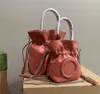 Kadın kova çantaları tasarımcı messenger çantaları 2023 lüks çanta çanta omuz çantası crossbody moda el çantası moda çantası