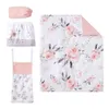 Conjuntos de cama 4 PCs Conjunto de berços para meninos meninas, incluindo folhas de saia cobertas, pilhagem de fraldas rosa flor macia bebê 230909