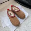 Designer snow boots australian ugglies women boot boots bailey dune winter buckle fur snow Half Knee Short lady Sheepskin wool integrated Unisex hair slipper