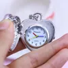 Zegarki kieszonkowe Dziewczyny Osobowość Odrzuć puste kwarc zegar w kształcie serca Diamond Rhinestone Fob Clock