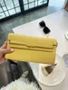 Nowy projektant portfel dla kobiet designerka torba mody torebki crossbody torby luksusowa metalowa klamra portfel dla kobiet w talii torba karty kredytowej uchwyt karty kredytowej