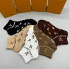 2023 Nouvelles chaussettes Automne Hiver Chaussettes de créateurs pour hommes Femmes Couple Chaussettes pour hommes Respirant Chaussette de bateau courte Chaussettes de sport de luxe Lettre de jeunesse Casual Chaussette en coton de haute qualité