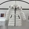 2023 barn rockar kid down jackets designer down coat baby cloreed huva tjock varm utkläder fasion tjej pojke flickor designers långa solida a-formade blixtlås jackor kläder