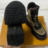 Stivaletto con plateau Archlight 2 0 1ABI13 Pelle di vitello scamosciata nera Suola in gomma oversize stivali firmati da donna aspetto sportivo Stivaletti stringati Martin Boots