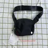 Lu Belt Bag Outdoor Påsar Kvinnor Män i midja Bag uppgraderad Silikon Labla Gym Elastisk justerbar rems Zipper Fanny Pack Black Color2345