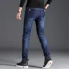 Jeans masculinos estiramento baixo preço marca de moda magro-encaixe pequeno estiramento reto roupas masculinas xintang fornecimento de comércio eletrônico masculino jean