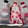Luxe Designer Foundation Primer Lovely Hands Kit Crème pour les mains 3 pièces 75 ml Set parfum Lotion hydratante pour les mains pour les soins de la peau