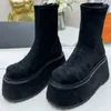 Botas Estilo conciso Otoño corto Cabeza redonda Aparece Plataforma de blanqueamiento Zapatos de mujer resistentes al desgaste con fondo grueso 230911