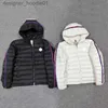 Mens Down Parkas 23ss Designer de luxe hommes vers le bas Parkas brodé Badge Stripe Trim filé cousu à capuche fermeture éclair léger doudoune hommes épaissi chaud hiver Jack