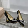 MACH Fashion Pump Shoes Women 9.5cm High Heel Luxury Designer Dress Shoe Satin Heart Shape Rhinestone Decorative Bowknot Pointed toes Classic Party wedding shoes