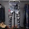 Dżinsy męskie duże dżinsowe spodni wysokiej jakości Haft Hafder Retro Ripped Streetwear Proste mężczyźni Ubranie BF1701179D