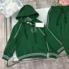 abiti verdi per ragazzo ragazza moda tute per bambini Imposta taglia 100-150 CM 2 pezzi Pullover con cappuccio e pantaloni della tuta tinta unita Sep05