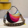 Nano Bags Regenbogen gestreifte Hobos-Tasche Halbmondkette Schulter-Crossbody-Taschen Handtasche aus echtem Leder Designer-Tasche Tote Mini-Taschen Damen-Geschenktasche Clutch