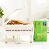 Decoratieve objecten Beeldjes Creatief Draaiend Dans Klein meisje Piano Muziekdoos Decoratieve ornamenten Kinder Valentijnsdag Verjaardagscadeau 230911