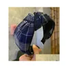 Повязки на голову 12 цветов Ретро Простой корейский кожаный дизайнерский повязка на голову с буквенным принтом Женская классическая винтажная сетка с широким краем Губка для волос Dhih1