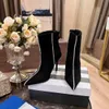 As melhores botas de tornozelo AQUAZZURA Mulheres 10,5 cm de salto alto apontado bota de moda casual com zíper traseiro meias botas de grife sapatos de pele de carneiro camurça com strass bota de cavaleiro