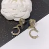 20 -styl luksusowy projektanci marki listy Ccity Stud Gold Silver Women Crystal Rhinestone Pearl Long Earring Wedding Party Jewerlry 578
