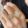 Van Clover Perlees Fashion Double Flowers Cluster Cleefs Rings Gold Motif Open Ring Designer Jewelry for Women Wedding Party Dupe Official